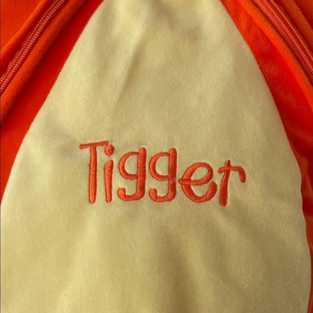 ‘Disney World Baby’ Vintage Plush Tigger Costume 6–12 Months (#1) - Picture 3 of 12